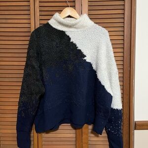 lululemon athletica Navy and Cream Turtleneck Sweater